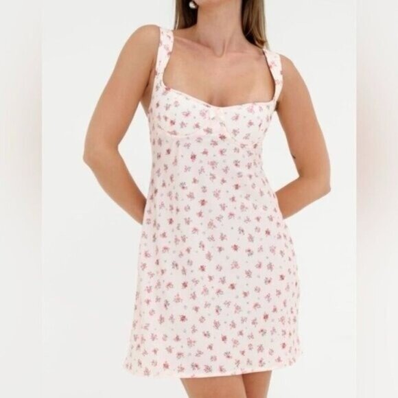 Rumored Loverboy Baby Pink Floral Mini Dress Open Back - Picture 1 of 9